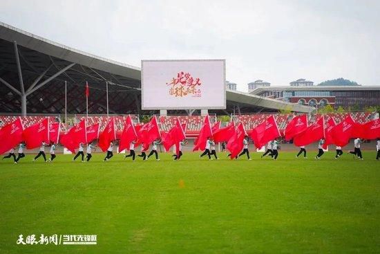 秘密到底是什么？答案只能等到5月1日在大银幕上揭晓